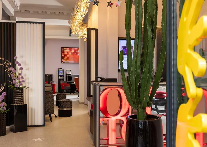 Hotel Du Triangle D'Or Parigi